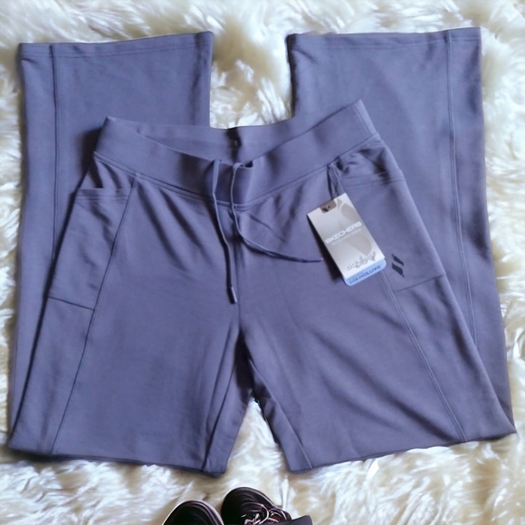 Skechers Pants - NWT SKECHERS (MED) Active/Lounge Pants